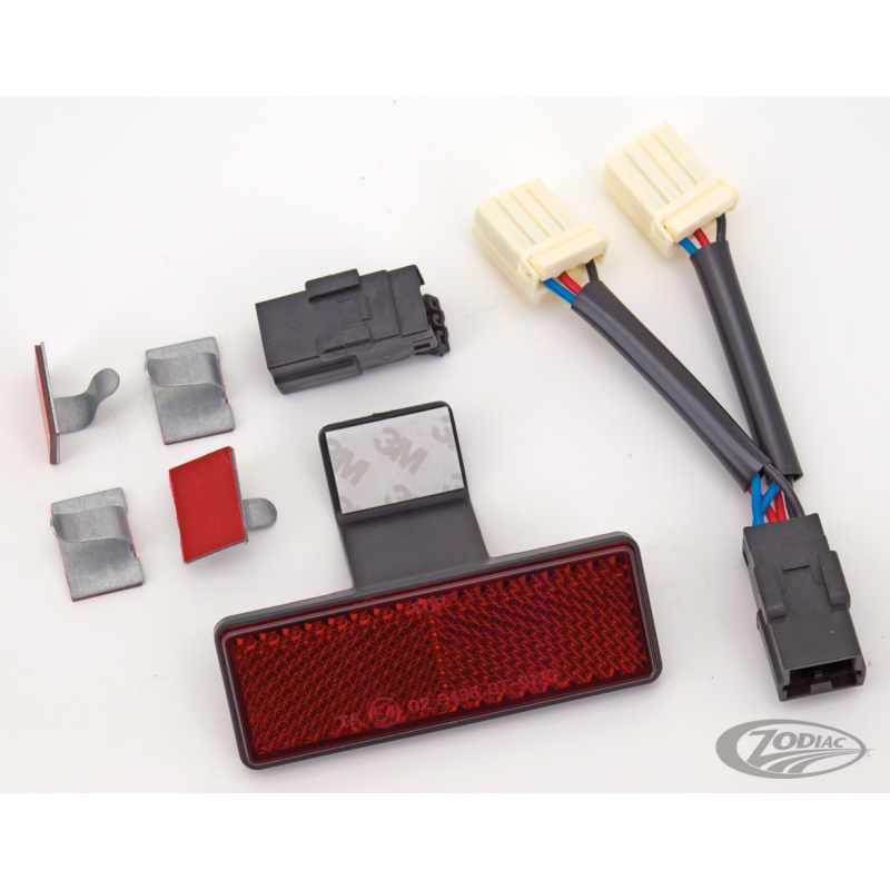 FEU ARRIERE REVOX COUPE POUR SPORTSTER & MILWAUKEE EIGHT FAT BOB