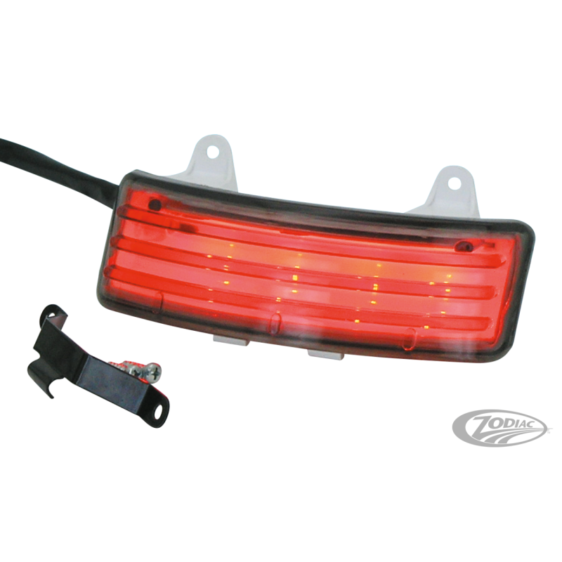 FEU ARRIERE LED TRI BAR POUR STREET GLIDE