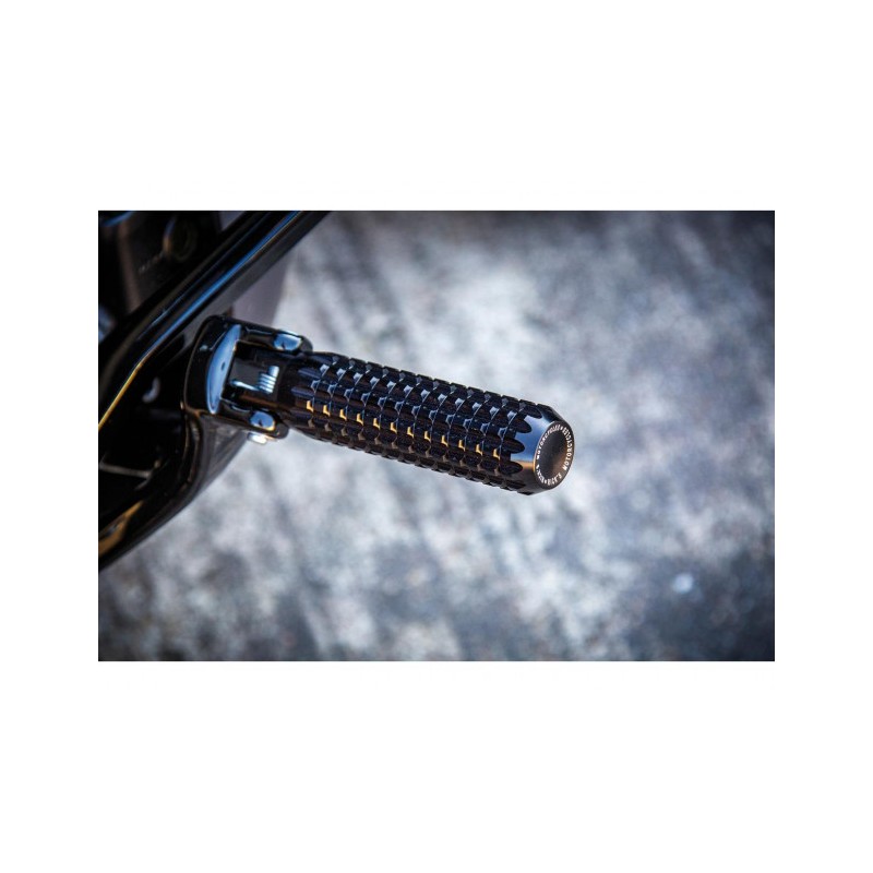 AK4.7 Repose-pieds en aluminium poli