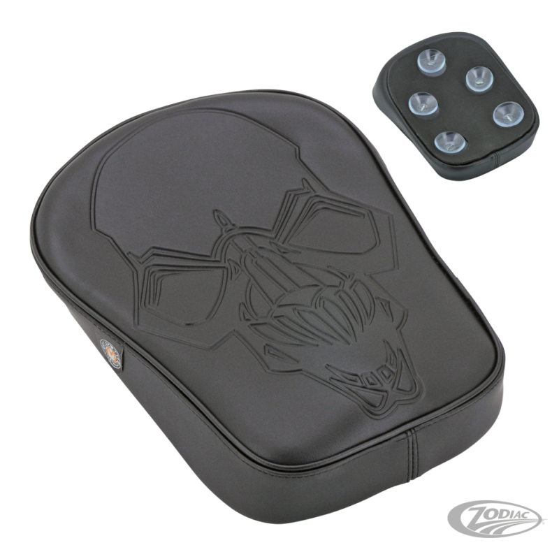 POUFS A VENTOUSES BRODES