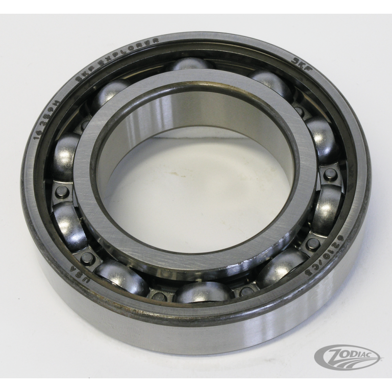 ARBRES MOTEUR, ECROUS, ENTRETOISES DE PRIMAIRES ET PLAQUES DE BOITE DEPORTES.