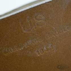 SUPPORTS ET BOITE DE MUNITION ET DE MITRAILLETTE SAMWEL