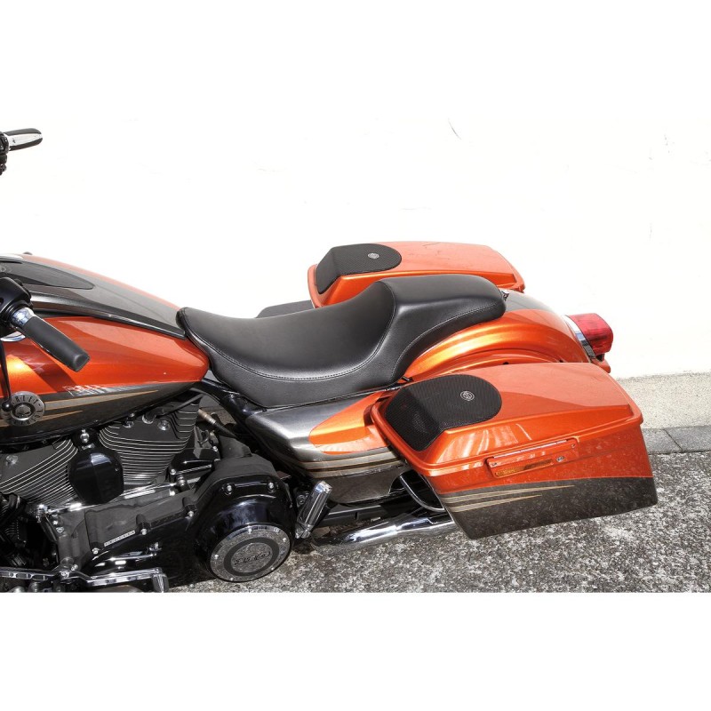 Gunfighter Smooth Seat Black Synthetic Leather