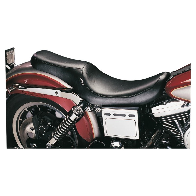 Silhouette 2 Up Smooth Seat Black Vinyl