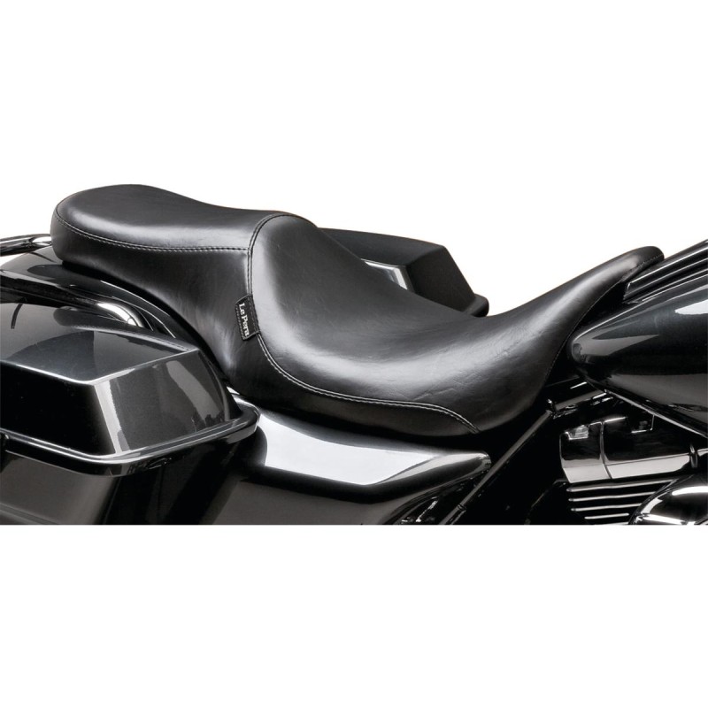 Silhouette 2 Up Smooth Seat 203mm wide passenger area Black Vinyl