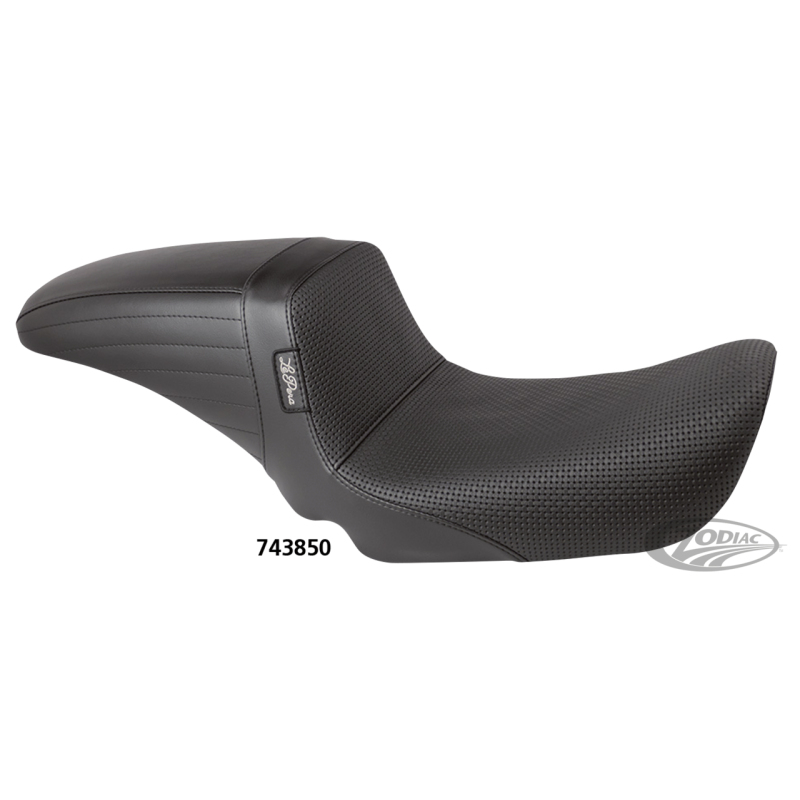 LE PERA KICKFLIP SOLO POUR DYNA