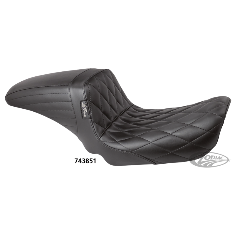 LE PERA KICKFLIP SOLO POUR DYNA