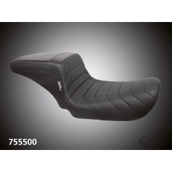 LE PERA KICKFLIP SOLO POUR DYNA