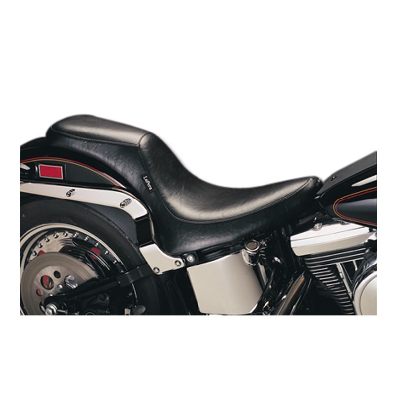 Silhouette 2 Up Smooth Seat 139,7mm wide passenger area Black Vinyl