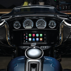 RADIOS DE REMPLACEMENT SOUNDSTREAM AVEC APPLE CARPLAY ET ANDROID AUTO POUR HARLEY-DAVIDSON