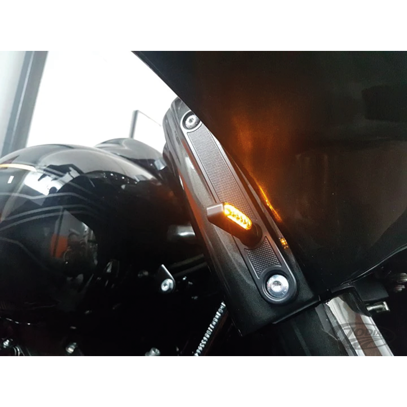 CLIGNOTANTS AVANT TOMMY & SONS TOURING