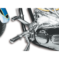 KITS DE COMMANDES AVANCEES CHROME AVEC MAITRE CYLINDRE POUR BIG TWIN